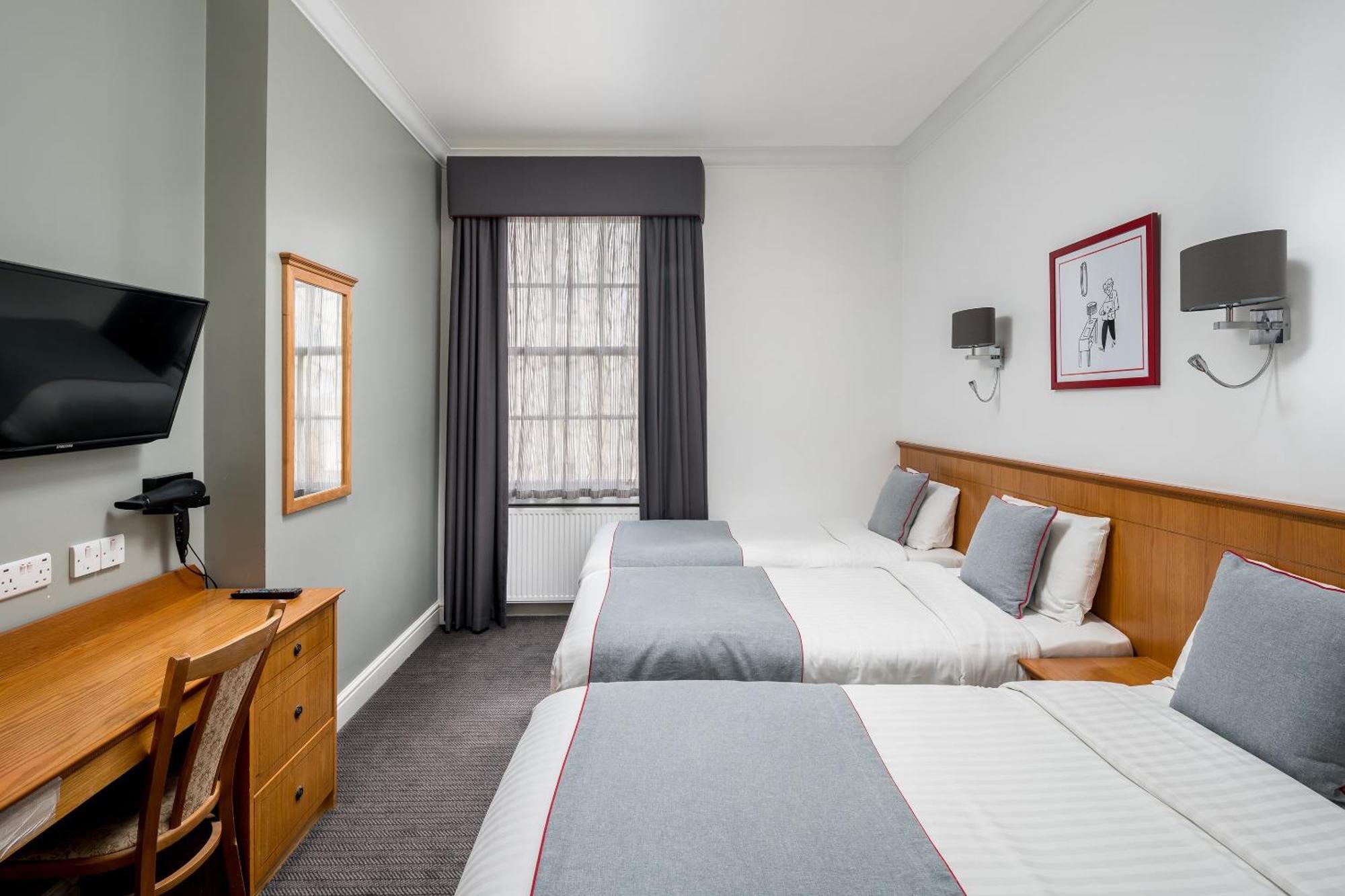 Deluxe Quadruple Room,1657858408:JPEG